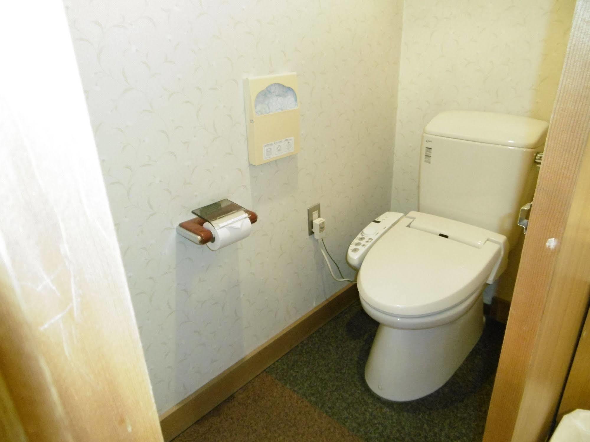 Kira Kanko Hotel Nishio Buitenkant foto