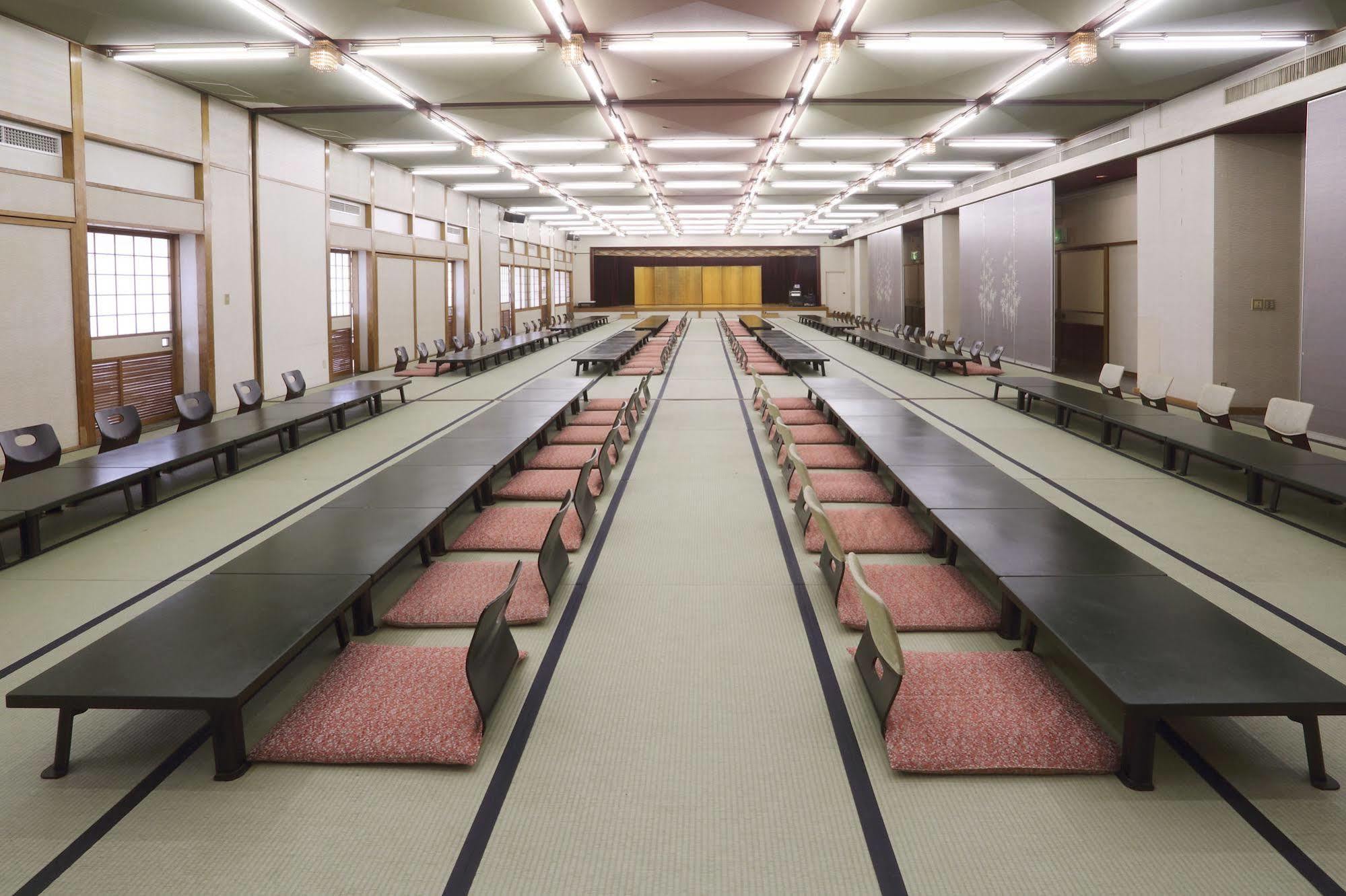 Kira Kanko Hotel Nishio Buitenkant foto